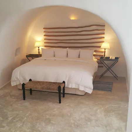 Iconic Santorini, A Boutique Cave By Sandglass
