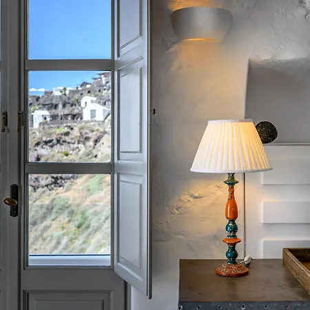 Iconic Santorini, A Boutique Cave By Sandglass Ξενοδοχείο