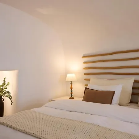 Iconic Santorini, A Boutique Cave By Sandglass 이메로비글리