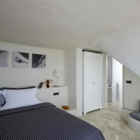 Iconic Santorini, A Boutique Cave By Sandglass