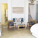 Iconic Santorini, A Boutique Cave By Sandglass Hotel 5*