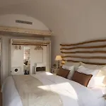 Iconic Santorini, A Boutique Cave By Sandglass Hotel 5*