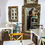 Hotel Iconic Santorini, A Boutique Cave By Sandglass 5*